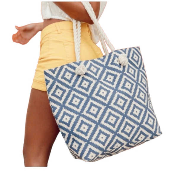 summer & rose Handbags - 2/$40! Summer & Rose Navy Diamond Tote